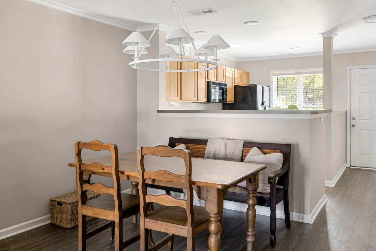 329 Kelsey Boulevard Photo 12