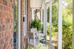 329 Kelsey Boulevard photo 4