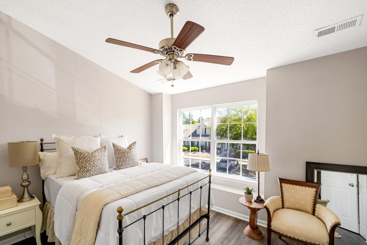 329 Kelsey Boulevard Photo 23