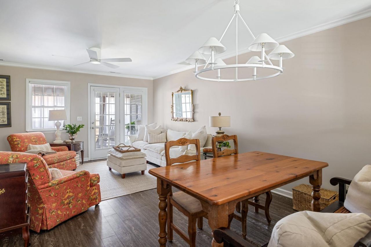 329 Kelsey Boulevard Photo 5