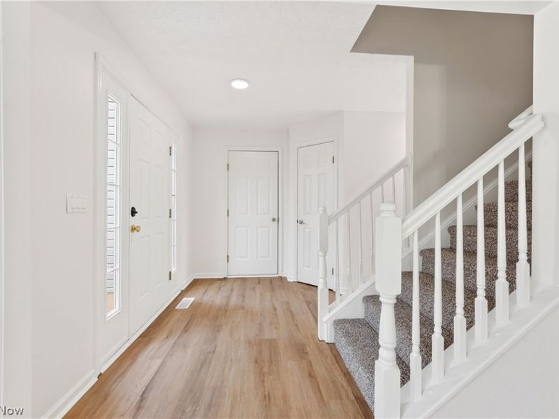 87 Crystal Court, Brunswick, OH 44212 Photo 4