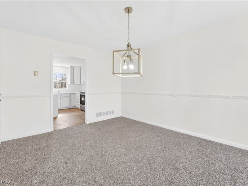 87 Crystal Court, Brunswick, OH 44212 Photo 6