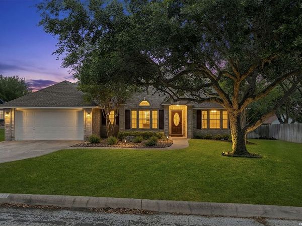 115 RIVER MDW, Castroville, TX 78009