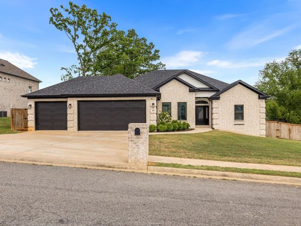 1566 Marquee Circle, Cabot, AR 72023