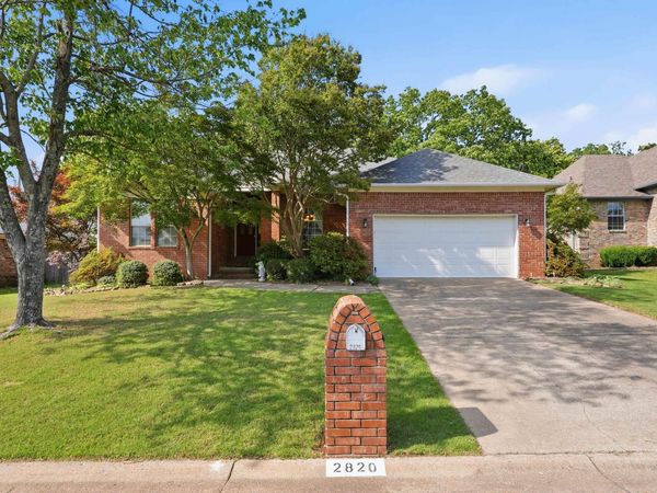 2820 Anna Lane, Conway, AR 72034