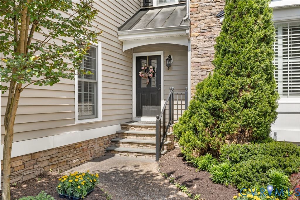 6306 Thistledew Mews Moseley, VA 23120