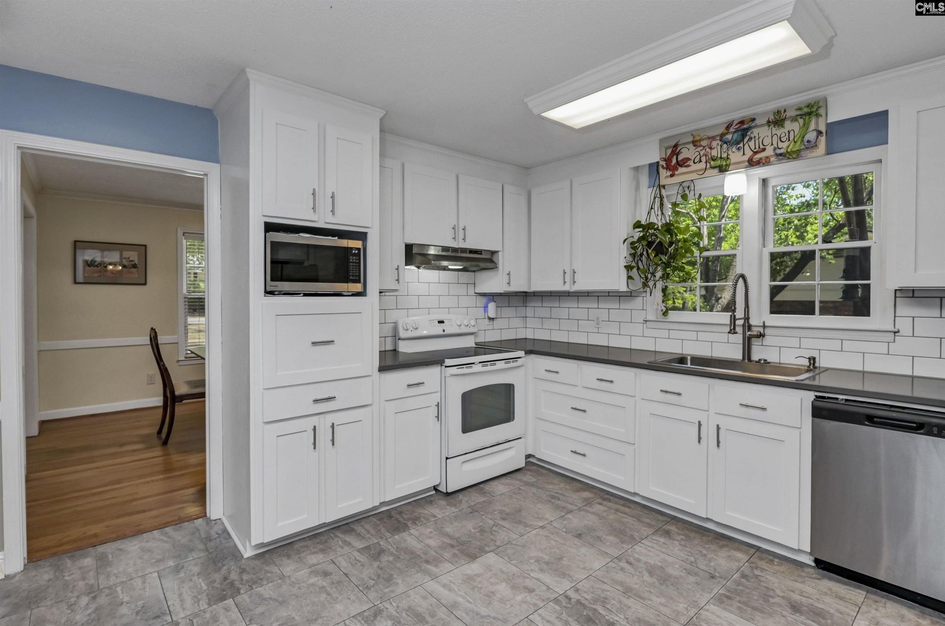 3606 Greenleaf Road Photo 9