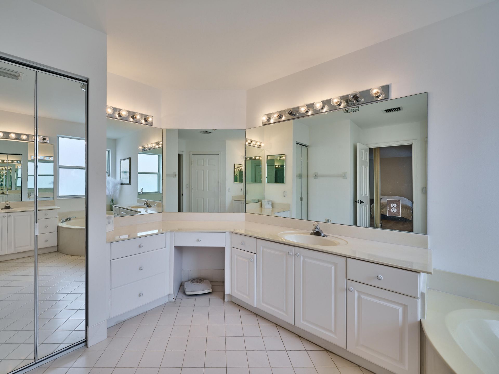 2067 Cezanne Road, West Palm Beach, FL 33409 Photo