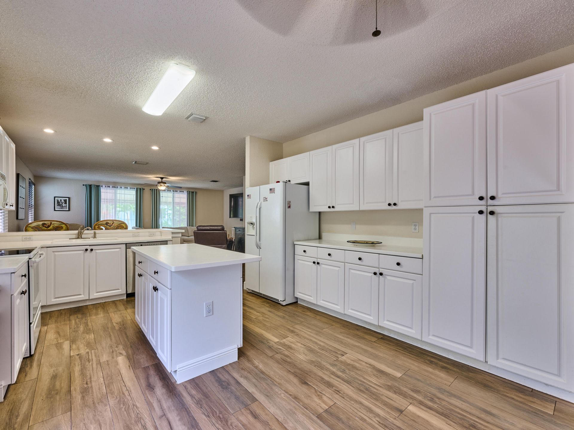 2067 Cezanne Road, West Palm Beach, FL 33409 Photo