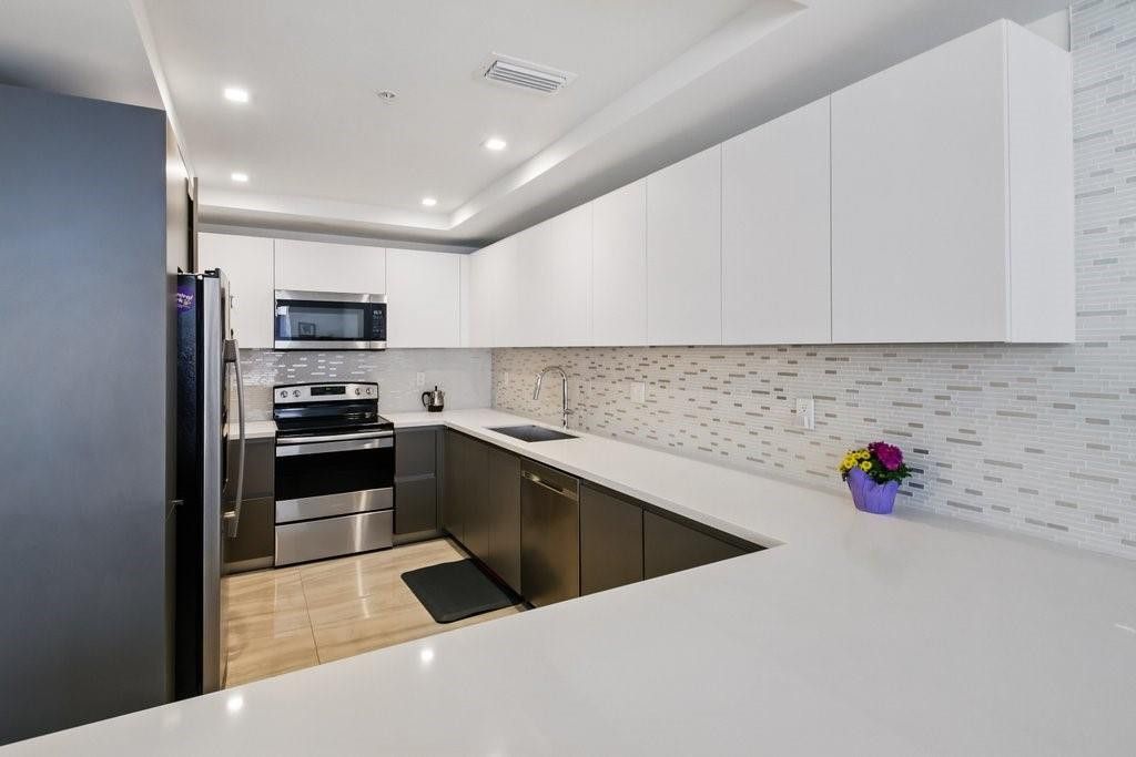 700 NE 14th Avenue, Unit 208, Fort Lauderdale, FL 33304 Photo