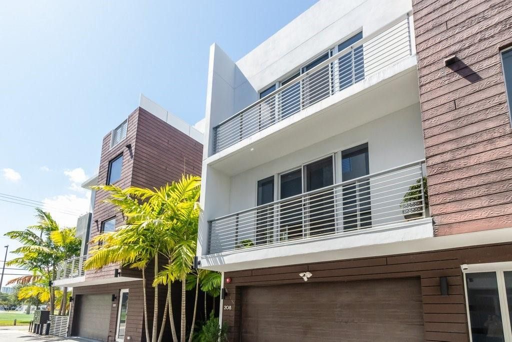 700 NE 14th Avenue, Unit 208, Fort Lauderdale, FL 33304 Photo