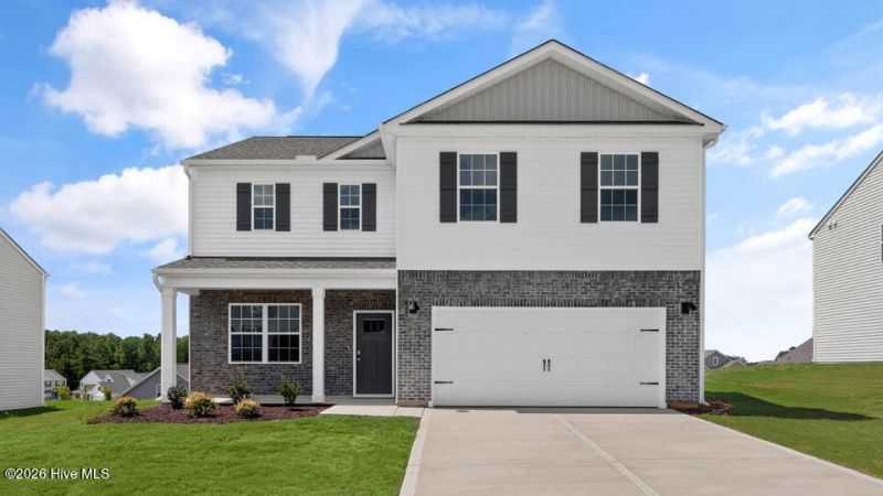 712 Lazy Elm Lane, Aberdeen, NC 28315 Main Photo