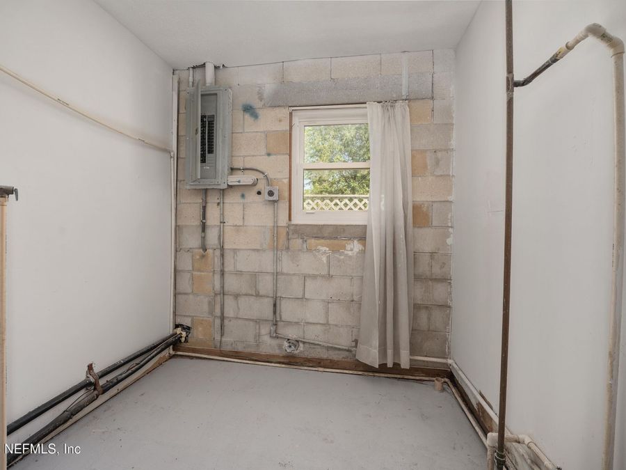 Property Image 43