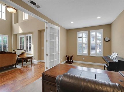 10022 Spring View Way, Elk Grove, CA 95757 Photo