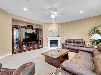 10022 Spring View Way, Elk Grove, CA 95757 Photo