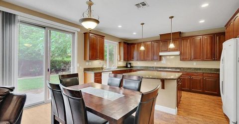 10022 Spring View Way, Elk Grove, CA 95757 Photo