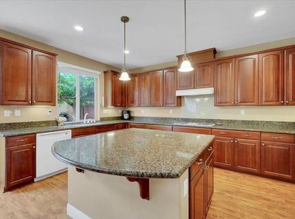 10022 Spring View Way, Elk Grove, CA 95757 Photo