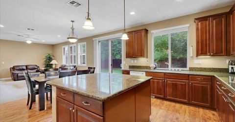 10022 Spring View Way, Elk Grove, CA 95757 Photo
