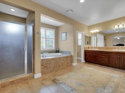 10022 Spring View Way, Elk Grove, CA 95757 Photo