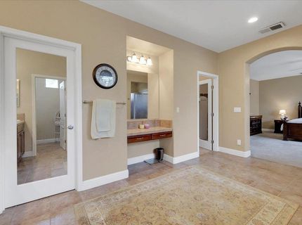 10022 Spring View Way, Elk Grove, CA 95757 Photo