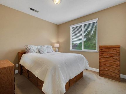 10022 Spring View Way, Elk Grove, CA 95757 Photo