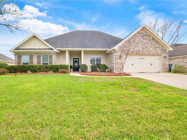 8889 Bainbridge Drive, Daphne, AL 36526