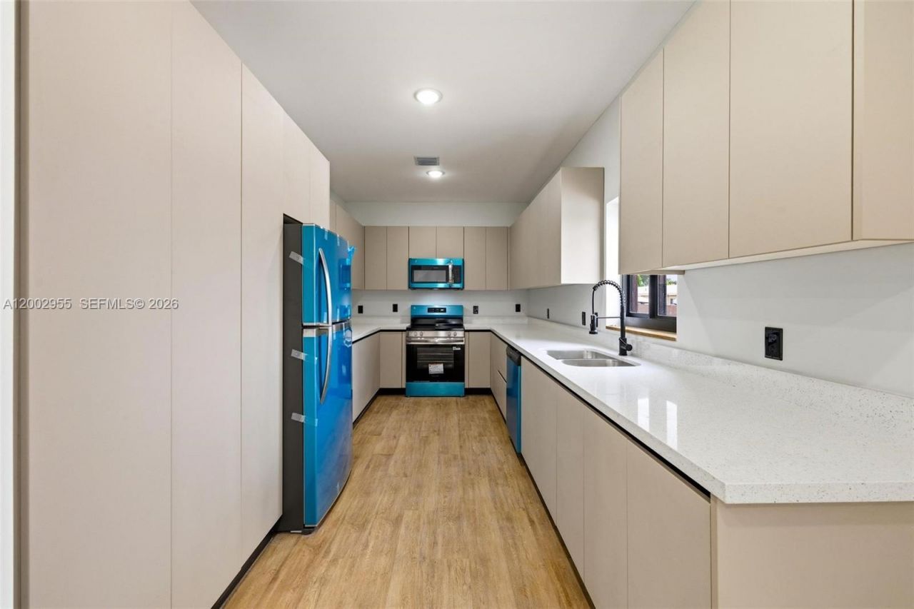 4717 SW 32nd Ave, Dania Beach, FL 33312 Photo