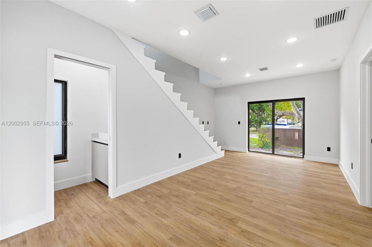 4717 SW 32nd Ave, Dania Beach, FL 33312 Photo