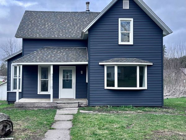 202 N East Street, La Valle, WI 53941