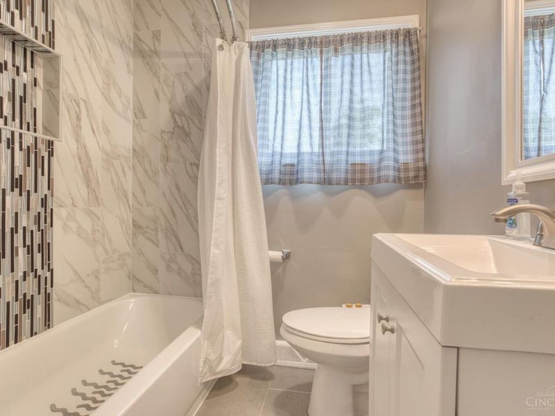 996 Mckelvey Road, Springfield Twp., OH 45231 Photo 15