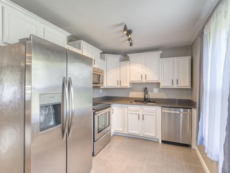 996 Mckelvey Road, Springfield Twp., OH 45231 Photo 6