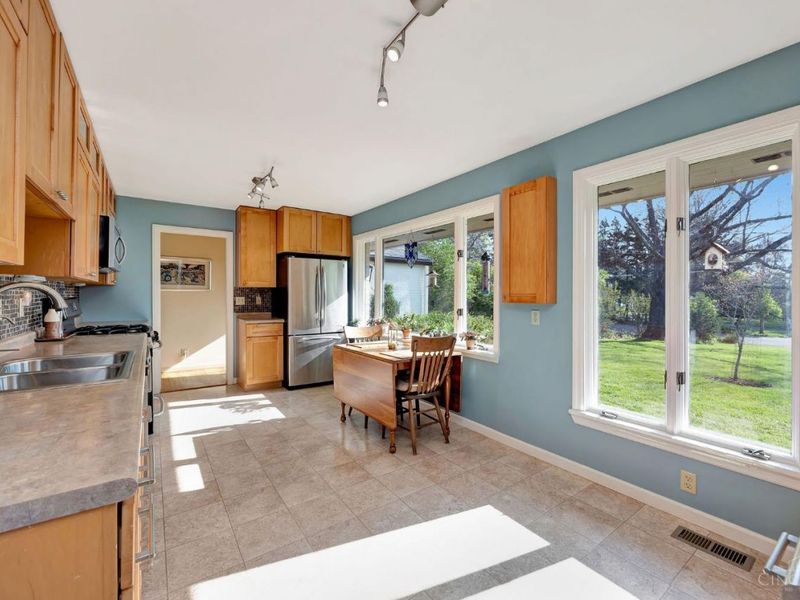 142 Hilltop Road, Oxford, OH 45056 Photo 7