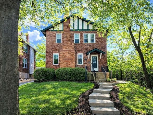 1214 Woodland Drive, Richmond Heights, MO 63117