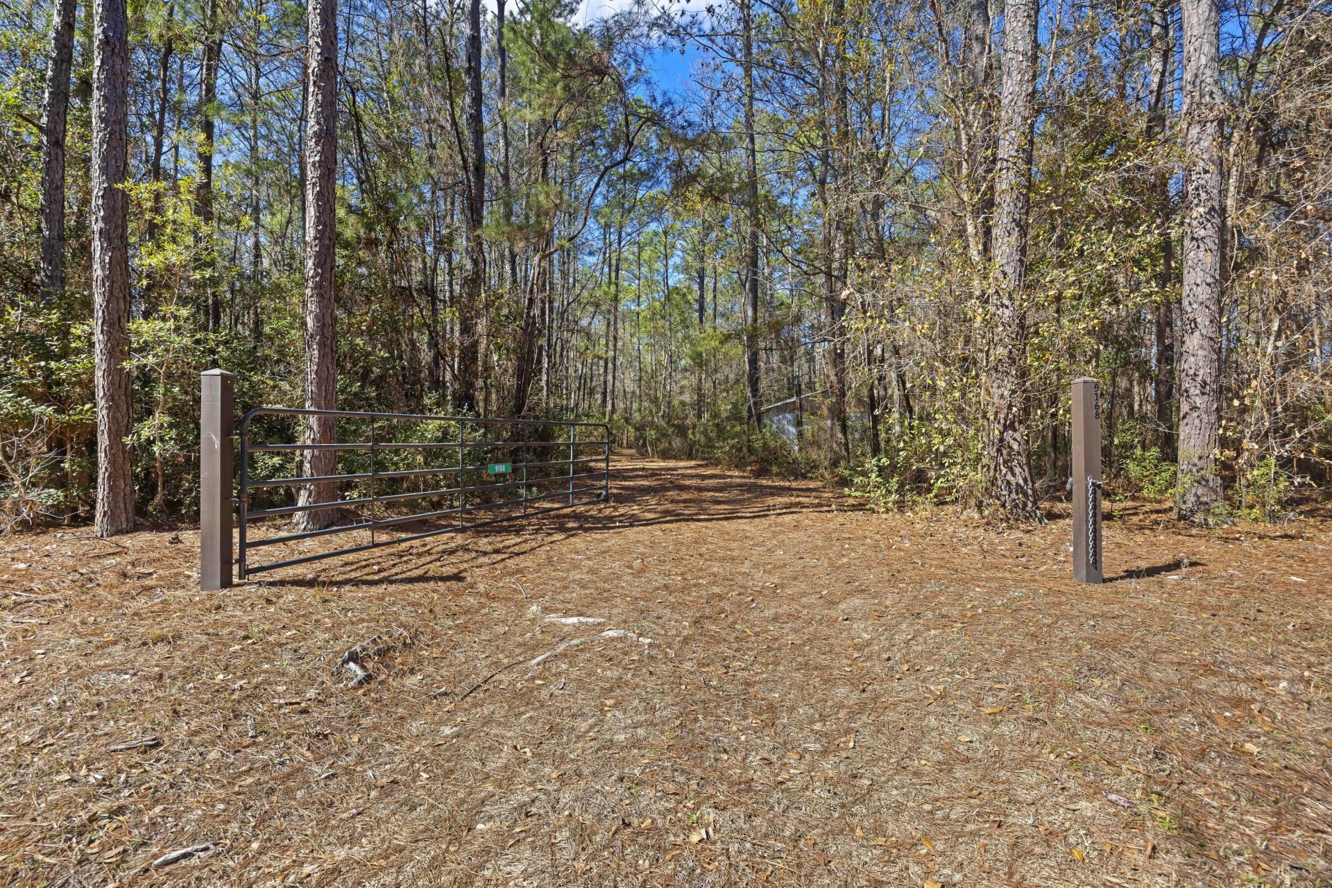 9168 Old Georgetown Road Photo 46