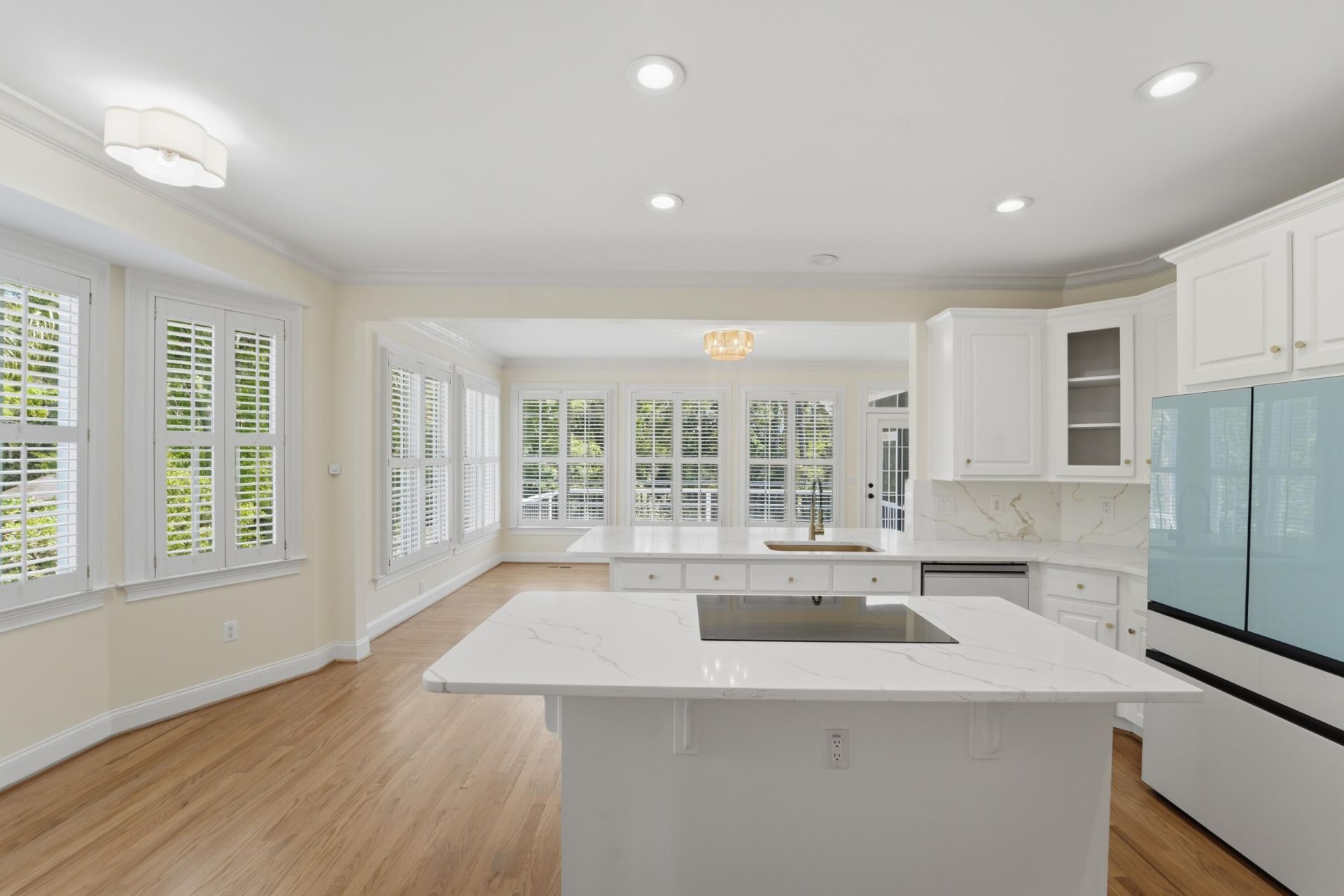 1143 Sea Eagle Watch Photo 16