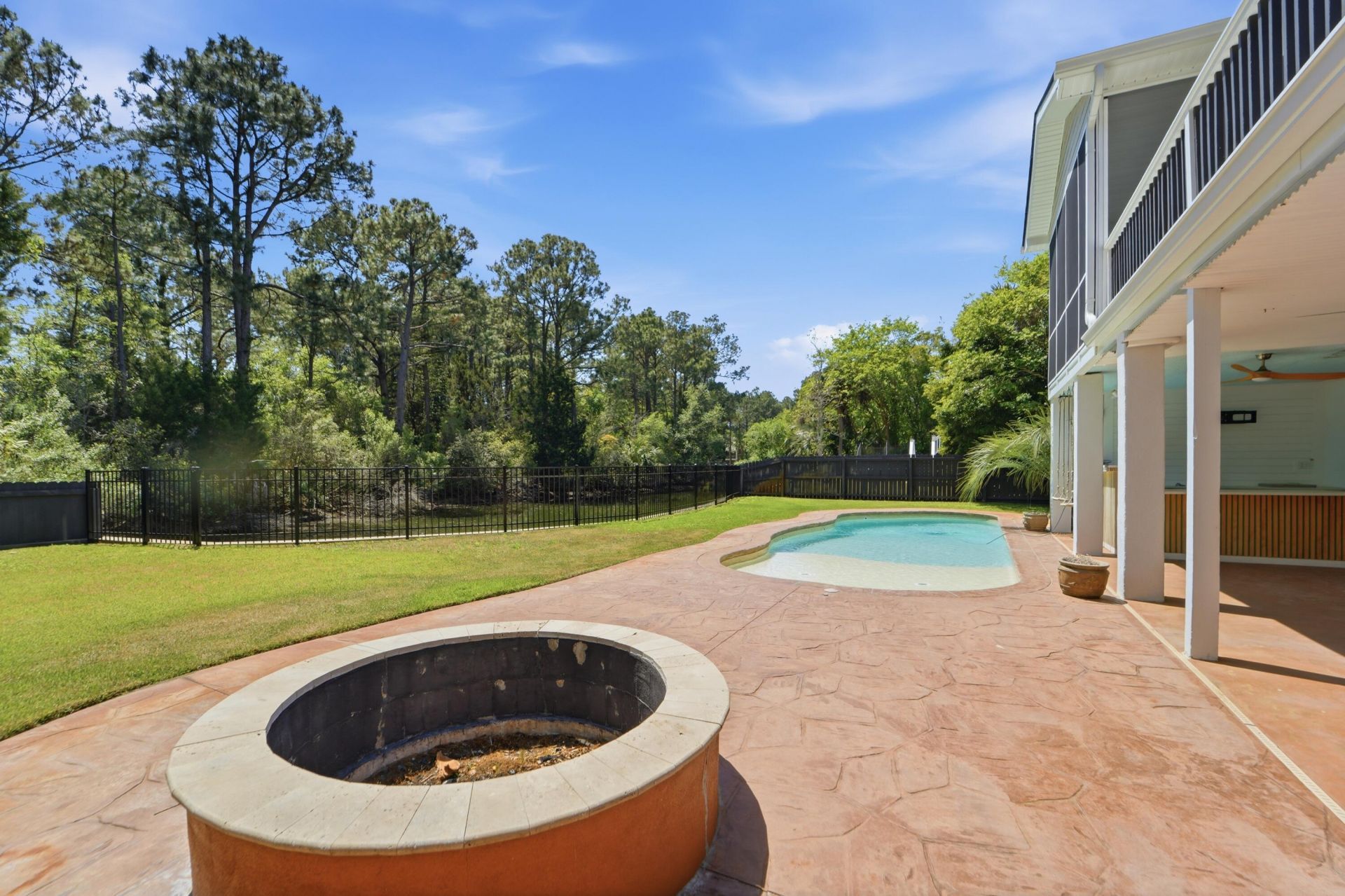 1143 Sea Eagle Watch Photo 33