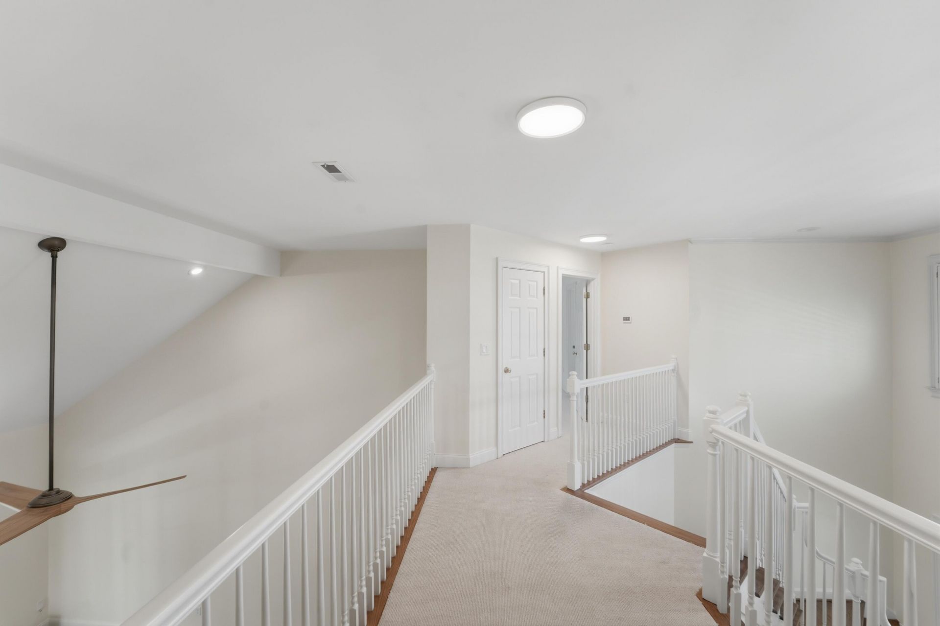 1143 Sea Eagle Watch Photo 37