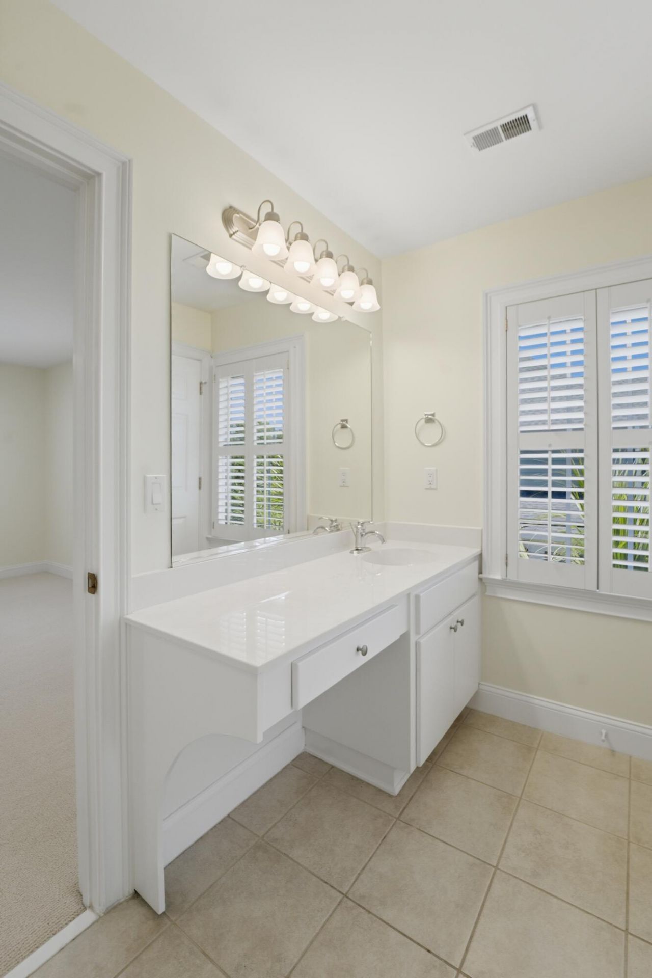 1143 Sea Eagle Watch Photo 43