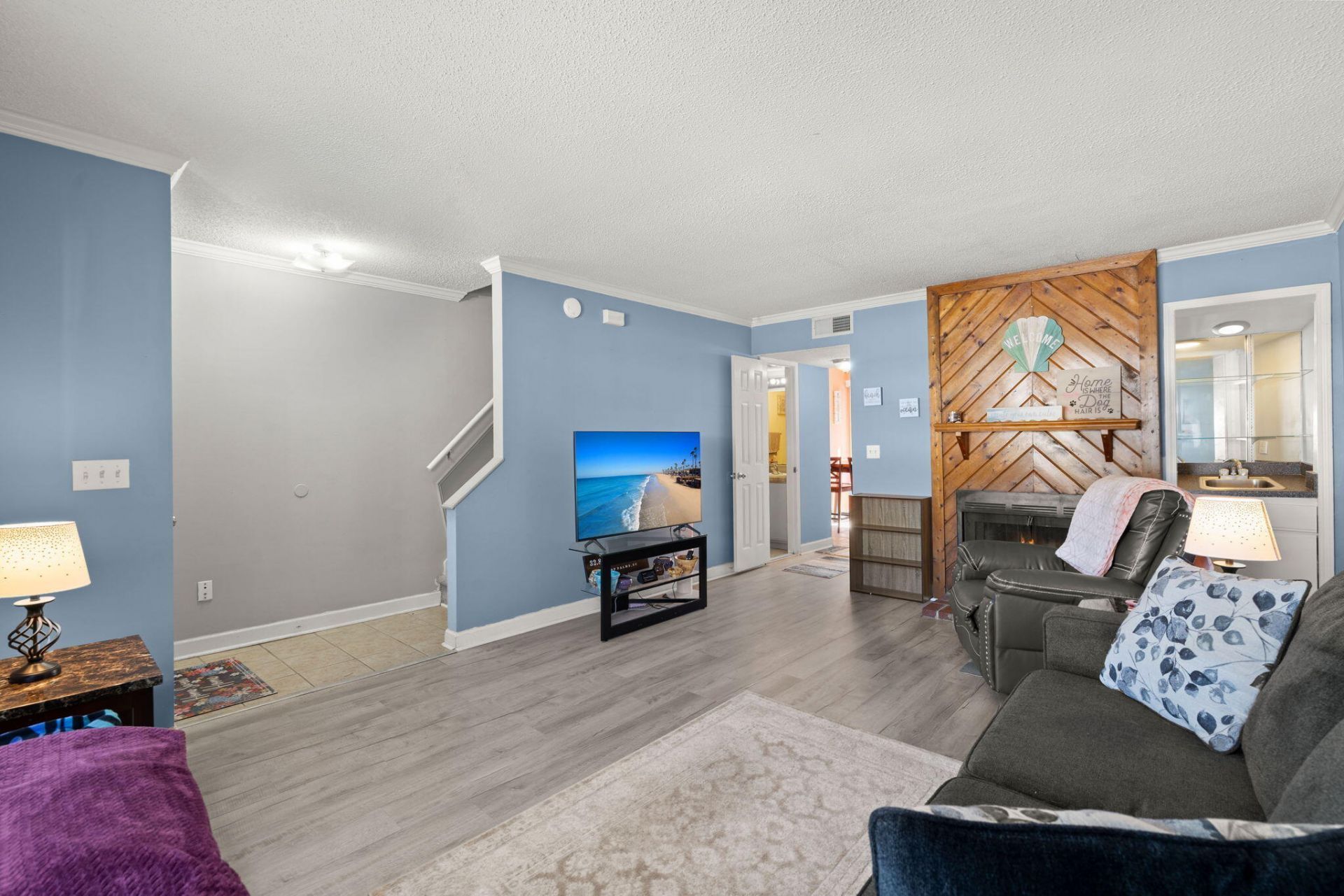 2453 Sorrell Avenue Photo 8