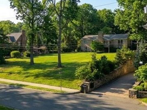 119 Coverly Avenue, Staten Island, NY 10301