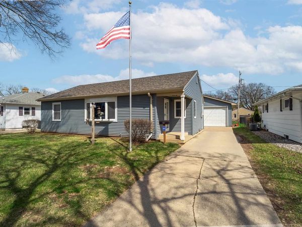 227 S MATTHEW STREET, Kimberly, WI 54136