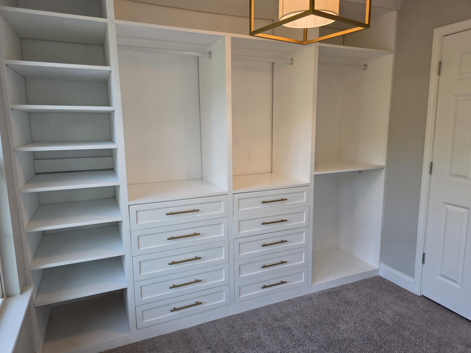 1048 Meadowoods Dr. Photo 17