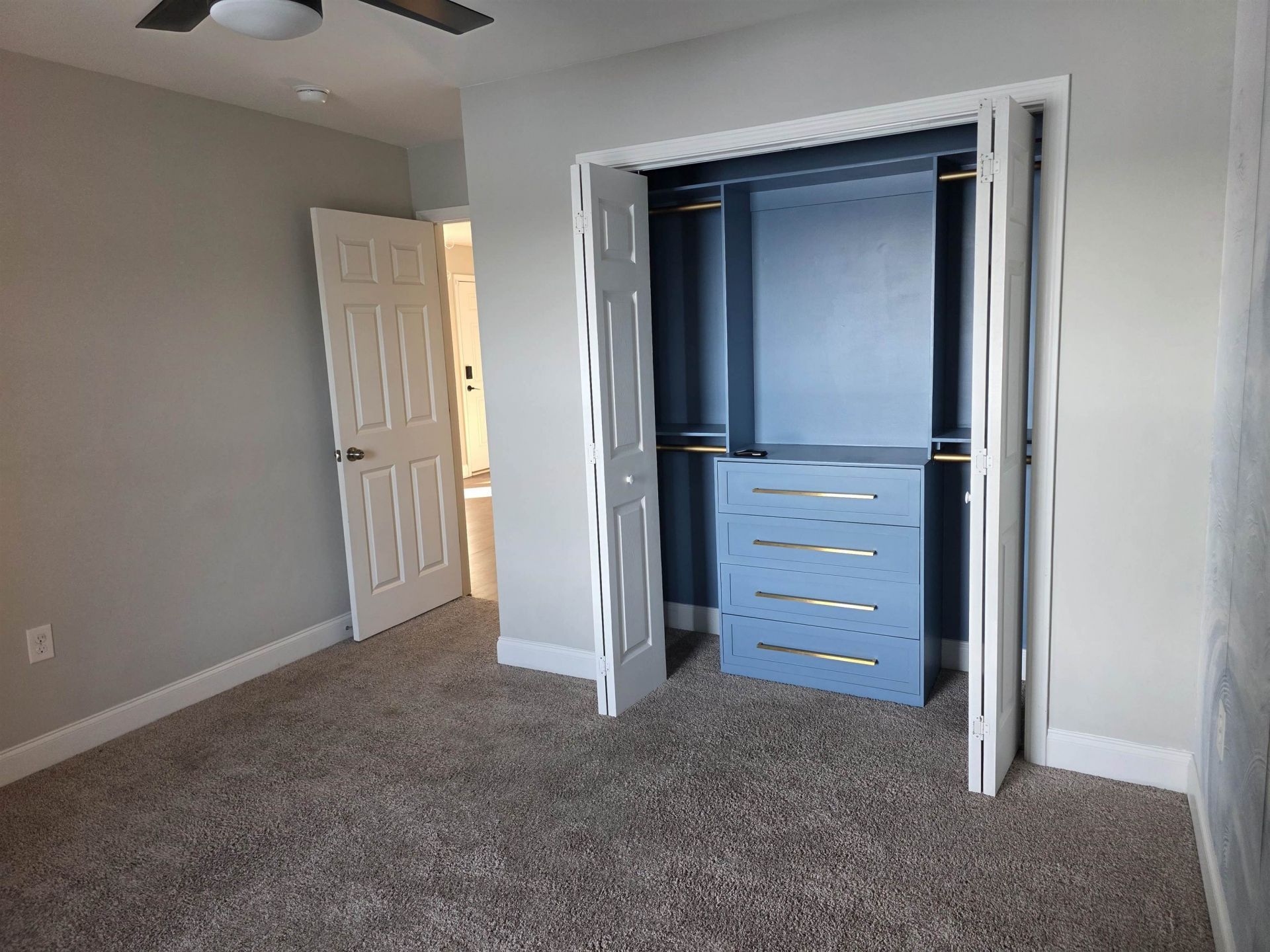 1048 Meadowoods Dr. Photo 26