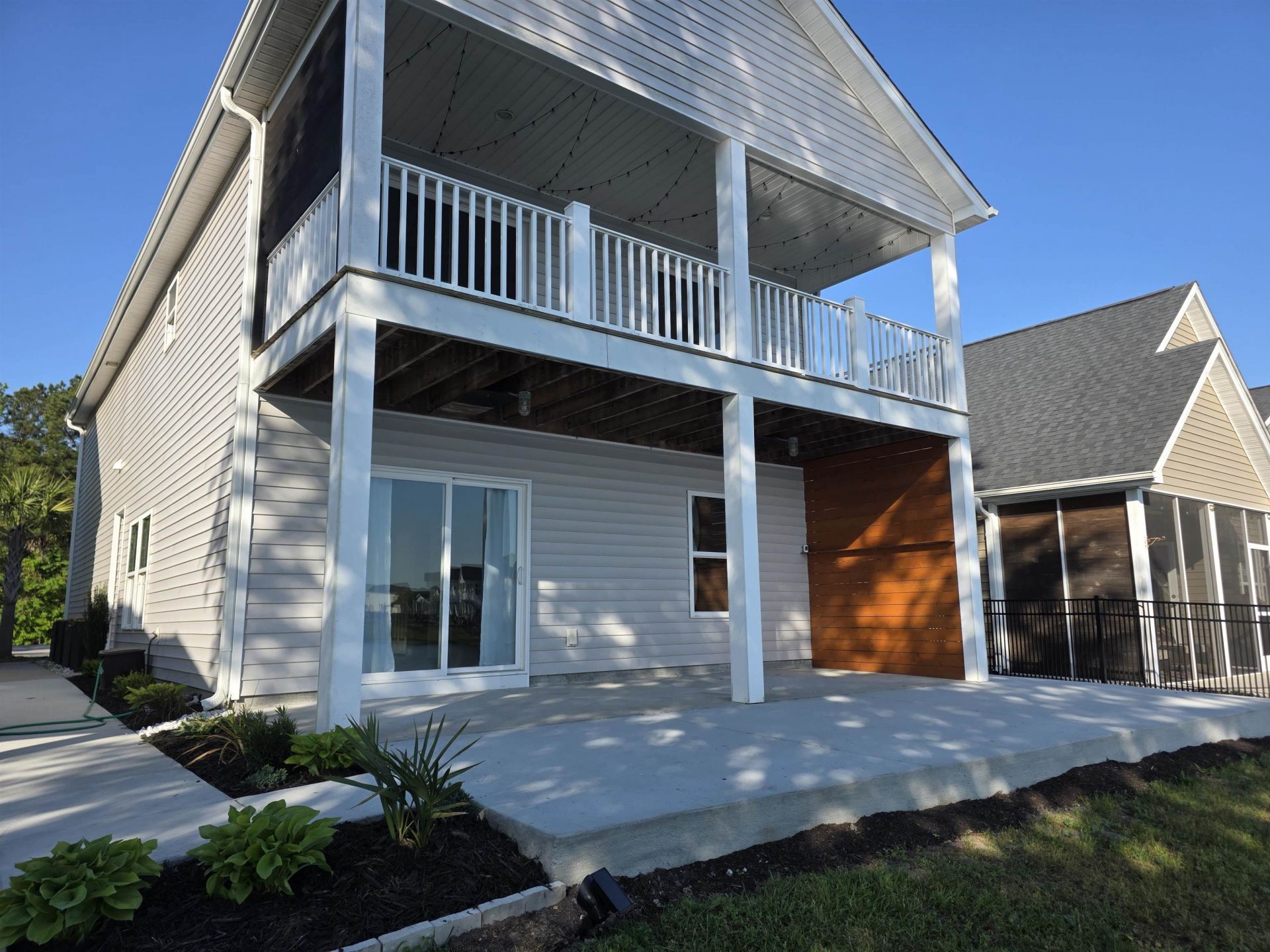 1048 Meadowoods Dr. Photo 27