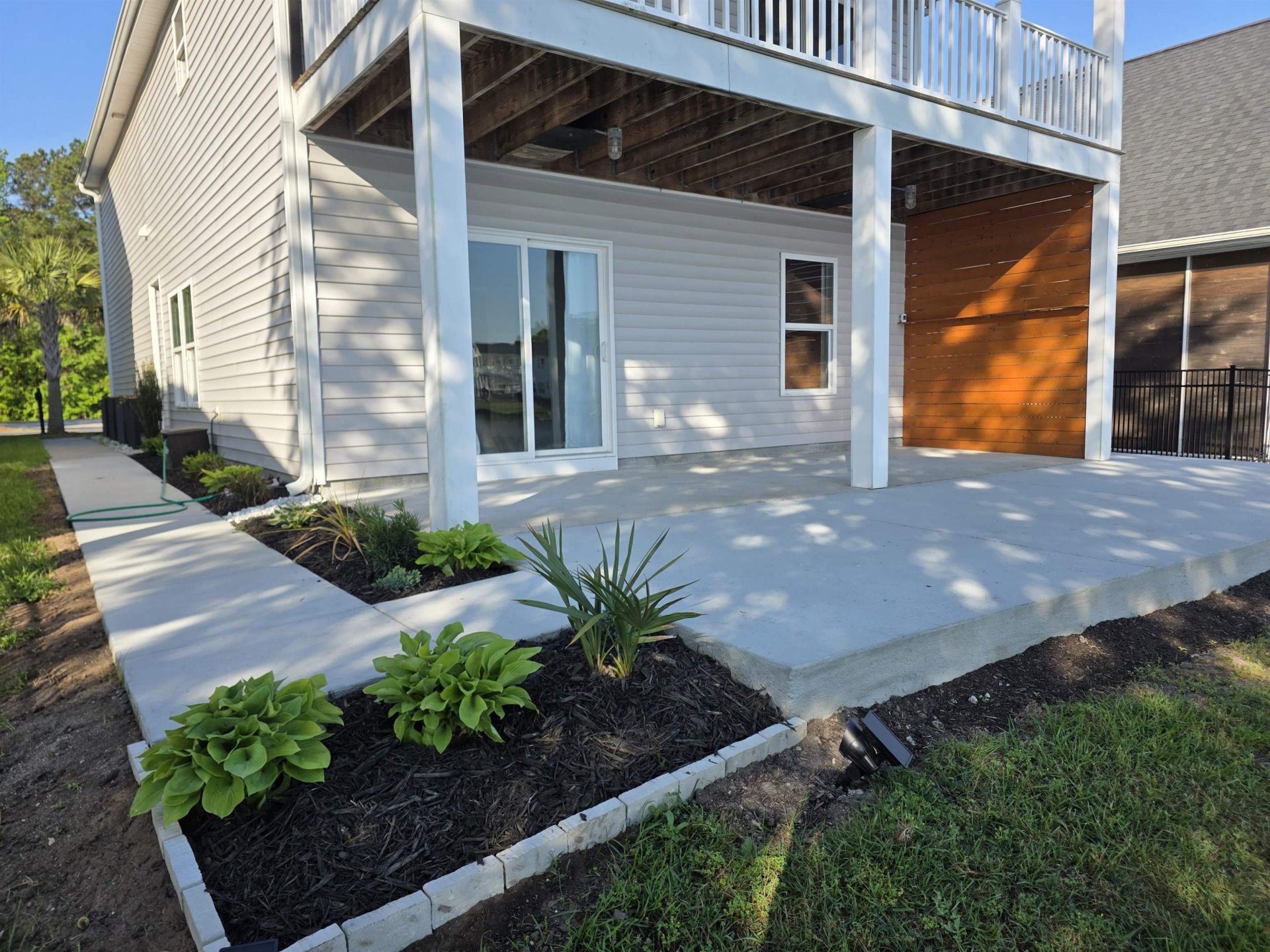 1048 Meadowoods Dr. Photo 30