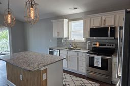 1048 Meadowoods Dr. photo 4