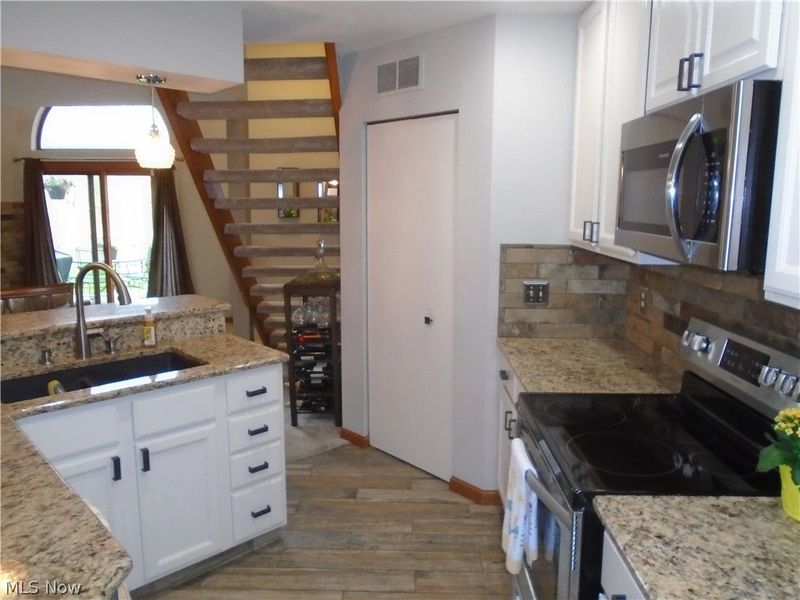 4062 Saint Andrews Court, Unit 1, Canfield, OH 44406 Photo 6