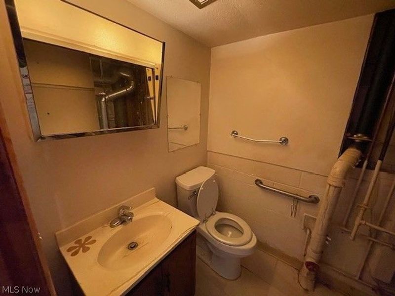 4036 Leavitt Road, Lorain, OH 44053 Photo 10