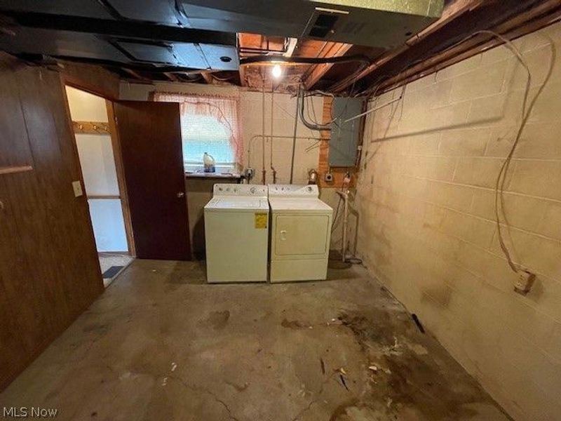 4036 Leavitt Road, Lorain, OH 44053 Photo 11