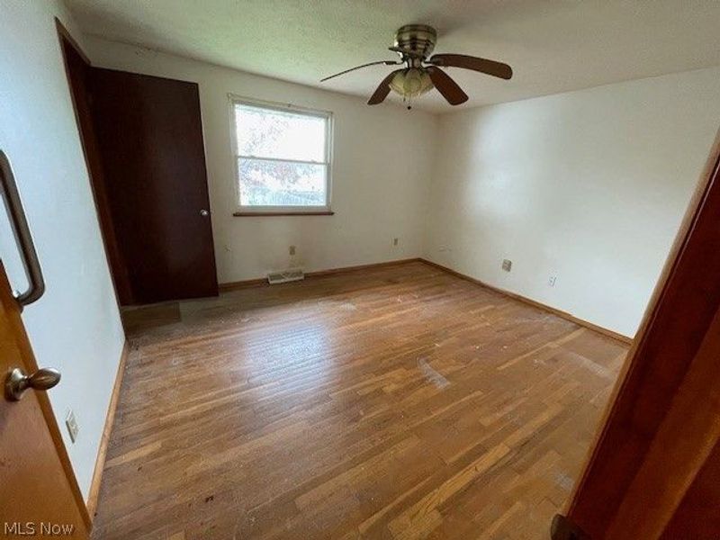 4036 Leavitt Road, Lorain, OH 44053 Photo 5